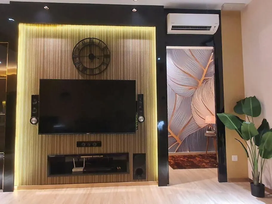 Executive Premium Comfy Home Mount Austin Jb 5Pax Johor Bahru Apartment